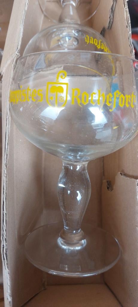 3 Rochefort Trappistenglazen met geel opschrift, Verzamelen, Biermerken, Ophalen of Verzenden