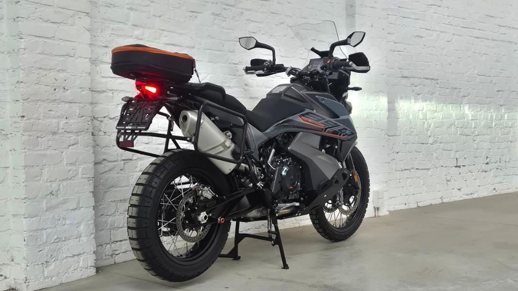 KTM 890 Adventure – Full Option @motomobilia, 2 cilinders, 890 cc, Motorrijbewijs A, Bedrijf