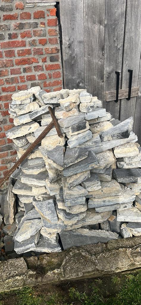 Casson pierre bleue belge a donner, Jardin & Terrasse, Gravier, Rochers & Caillasse, Enlèvement, Comme neuf