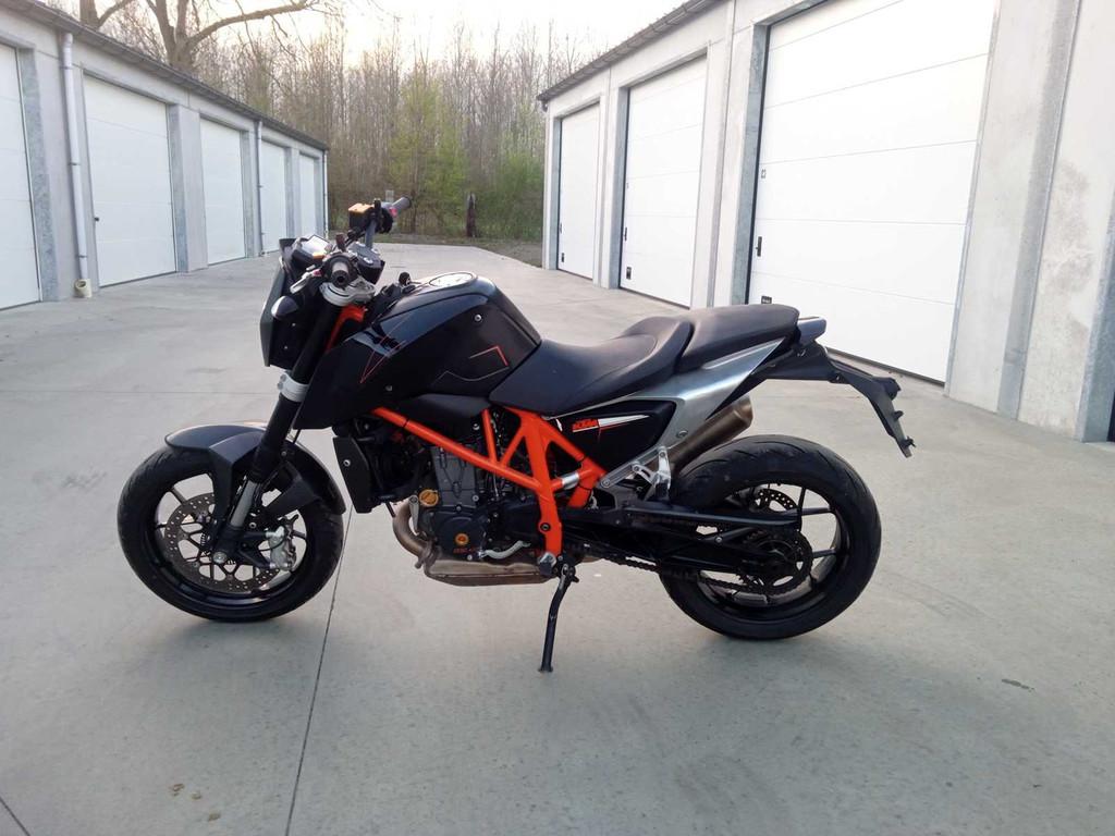 KTM - Duke 690 - Moto, Motos, Motos | KTM, Entreprise, Autre