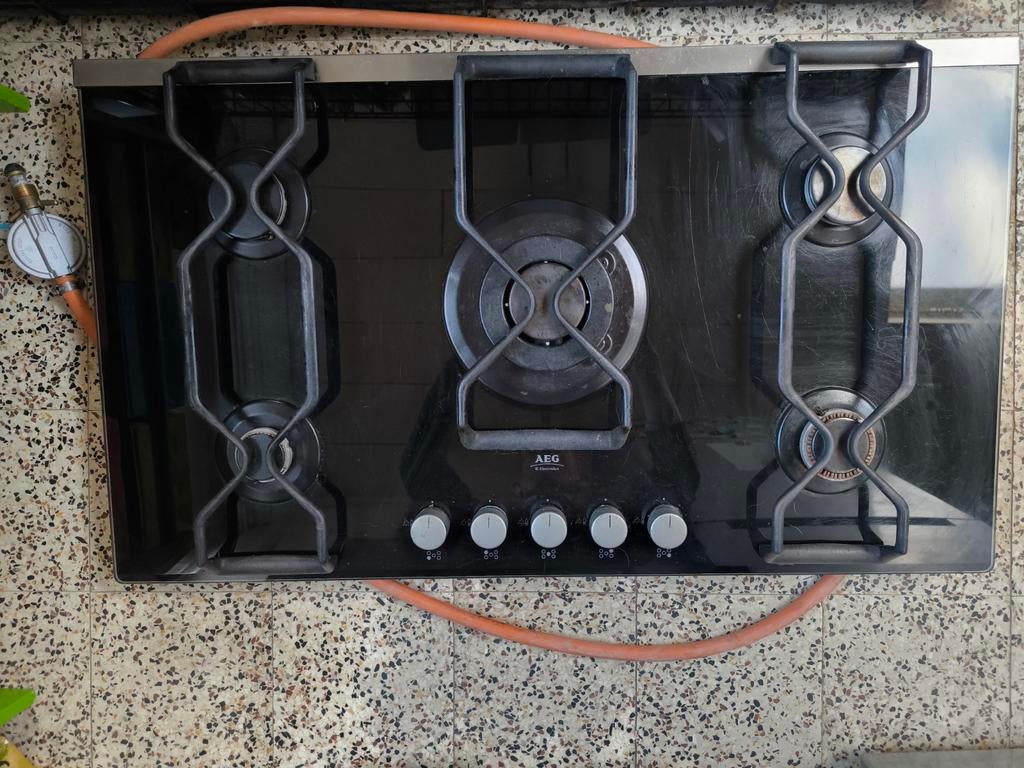 Gassvuur AEG 5 bekkens, Elektronische apparatuur, Ophalen, Gebruikt, Inbouw, Gas