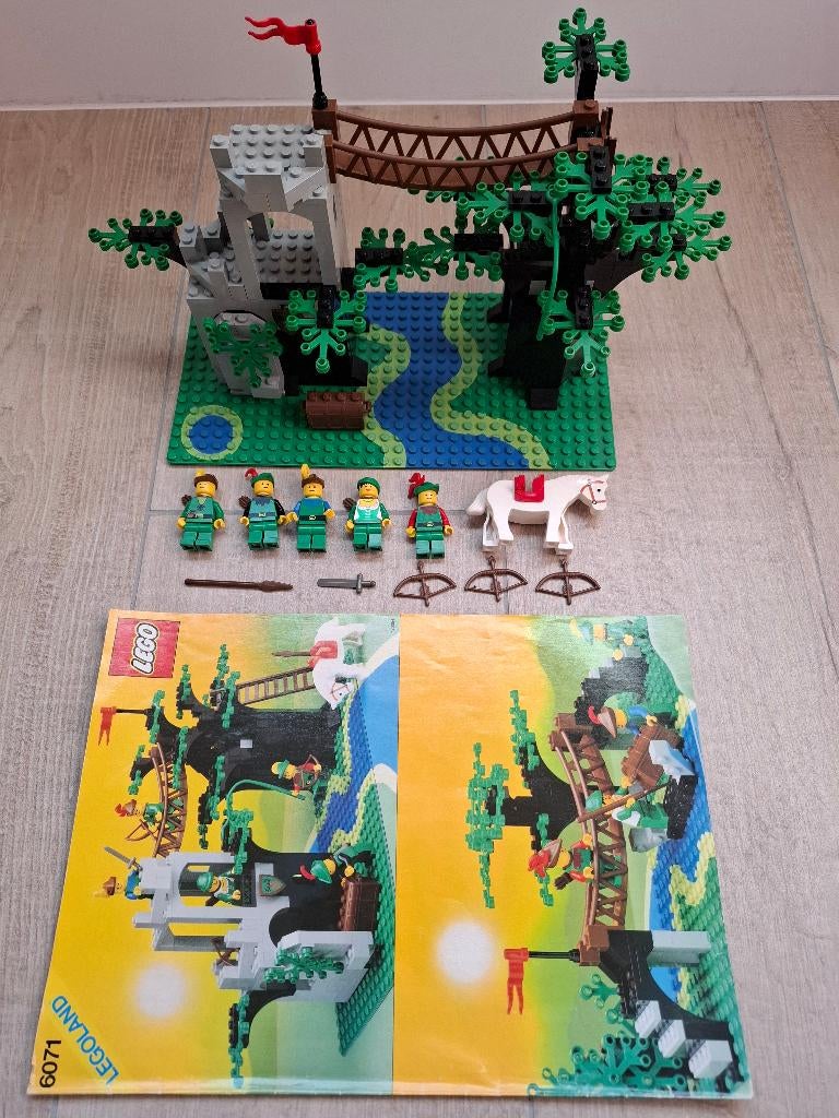 Lego Kasteel 6071, Kinderen en Baby's, Speelgoed | Duplo en Lego, Compleet, Lego, Ophalen of Verzenden, Zo goed als nieuw