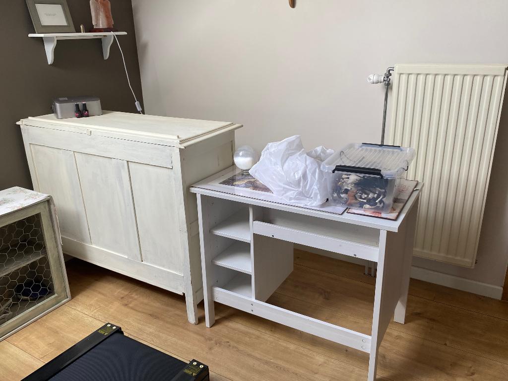 Kinderbureau wit Ikea, Kinderen en Baby's, Ophalen, Zo goed als nieuw, Tafel(s)