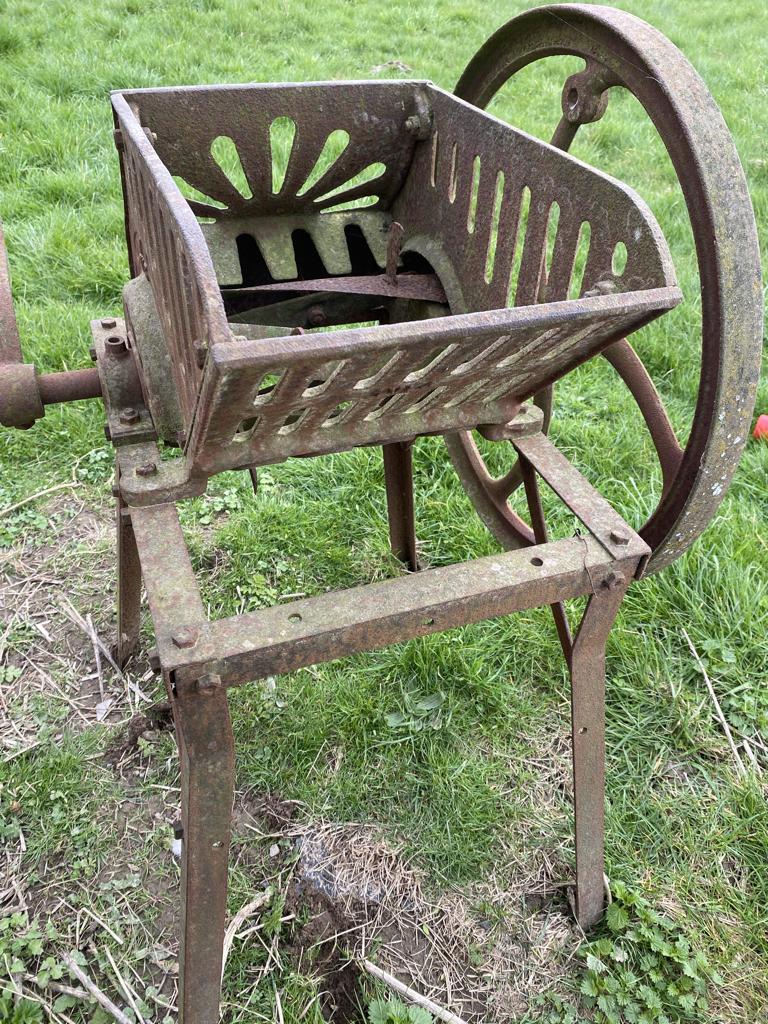 Oude bietenmolen, Ophalen