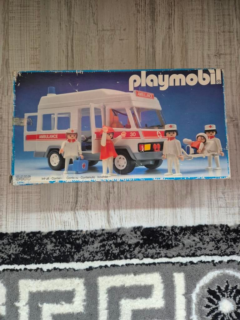 Playmobile 3456 Ambulance vintage avec boîte