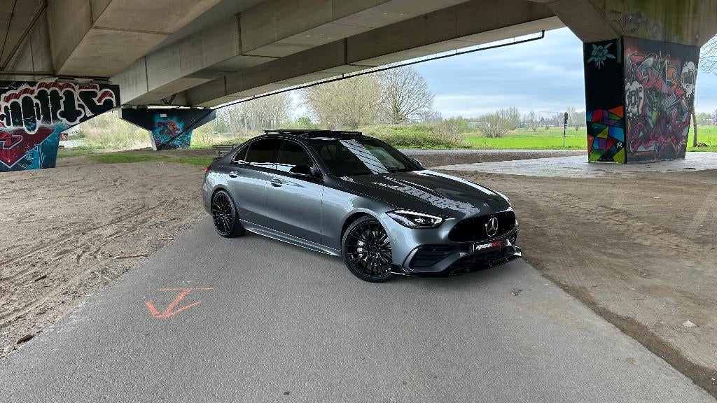 Prachtige Mercedes C180 Berline (AMG-KIT) Vol opties!, Auto's, 4 cilinders, Leder, Bedrijf, 5 deurs