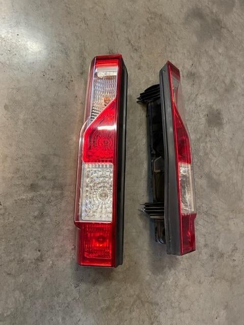 feux arrières pour Renault Master et Opel Movano, Autos : Pièces & Accessoires, Enlèvement, Opel