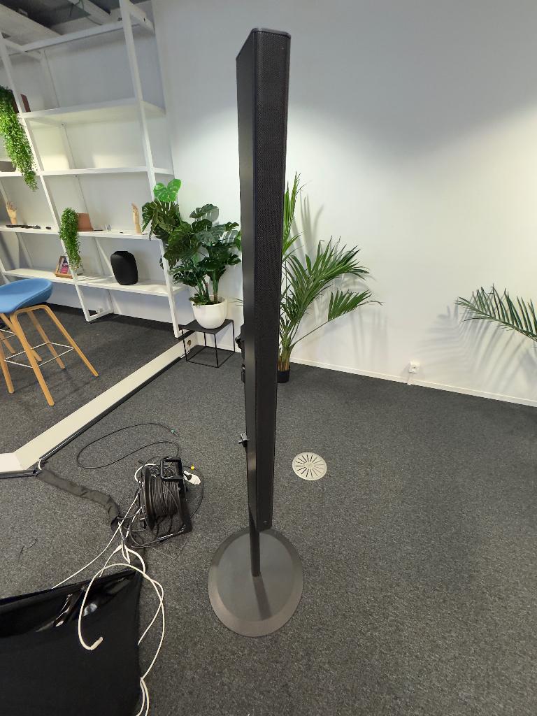 Yamaha VXL1B-16P slim column array speaker, Audio, Tv en Foto, Luidsprekerboxen, Ophalen, Zo goed als nieuw, 60 tot 120 watt, Overige merken