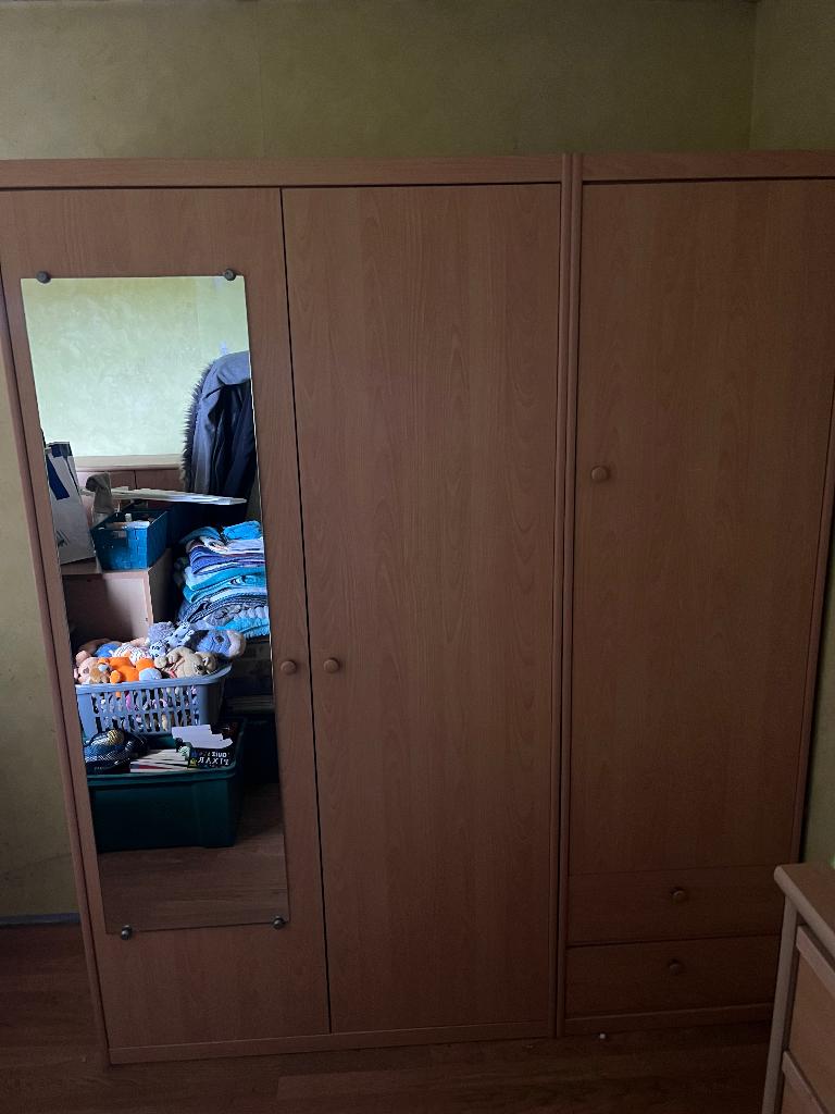 Garde-robe à vendre, Maison & Meubles, Avec espace de penderie, Comme neuf, Enlèvement, 50 à 100 cm