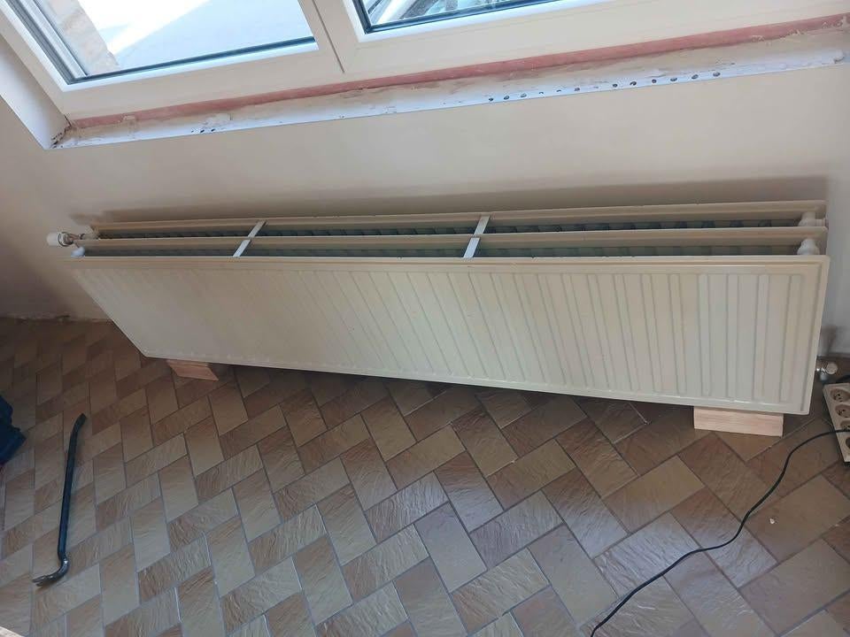 Radiateur type 33 - environs 3000w, 800 watts ou plus, Enlèvement, Utilisé, 150 cm ou plus