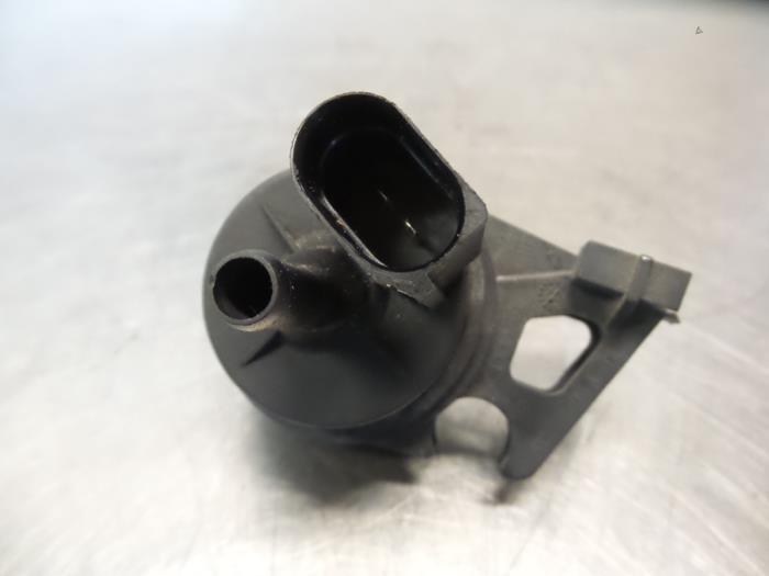 Soupape vide d'un Volkswagen Polo (Polo 01-), Volkswagen, -, 3 mois de garantie, Utilisé