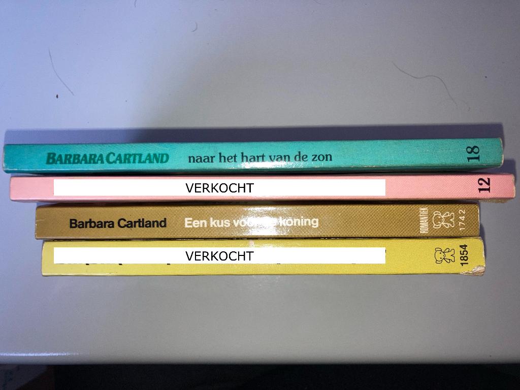 Barbara Cartland romans 2 voor 2 €, Livres, Romans, Enlèvement ou Envoi, Comme neuf, Belgique