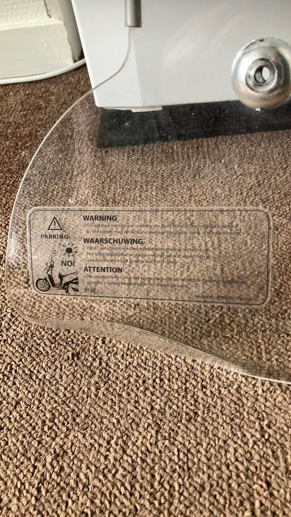 Sym orbit xpro origineel hoog helder windscherm compleet, Fietsen en Brommers, Ophalen of Verzenden, Zo goed als nieuw, SYM