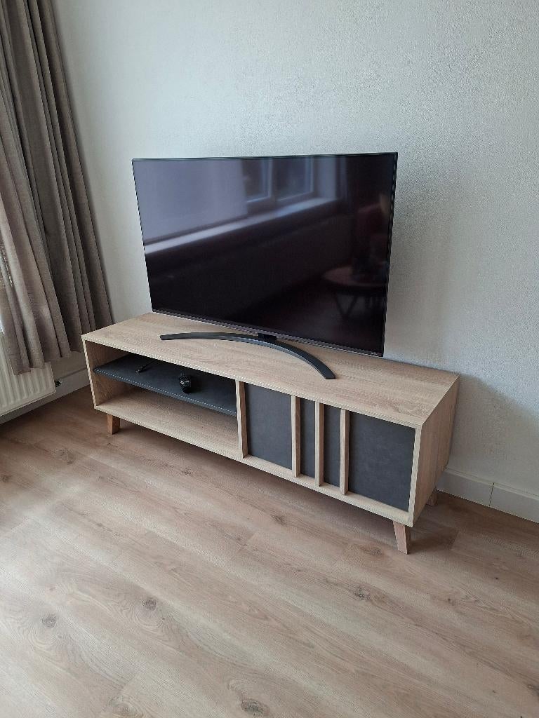 Tv meubel 150cm, Huis en Inrichting, Kasten |Televisiemeubels, Ophalen, 100 tot 150 cm, Zo goed als nieuw, Minder dan 100 cm
