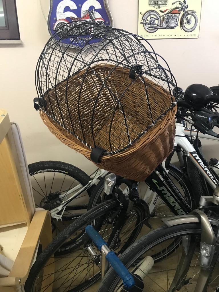 Hondenmand voor fiets, Ophalen, Zo goed als nieuw