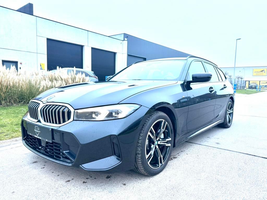Bmw 330i touring xdrive/2024/ M pack/nieuwstaat/9485km, Auto's, BMW, Automaat, https://public.car-pass.be/vhr/12ec9f18-f860-4857-8ed6-8a992c056d7d