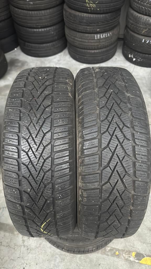 1856015 185/60/15 185/60R15 marque d'hiver Semperit, Enlèvement