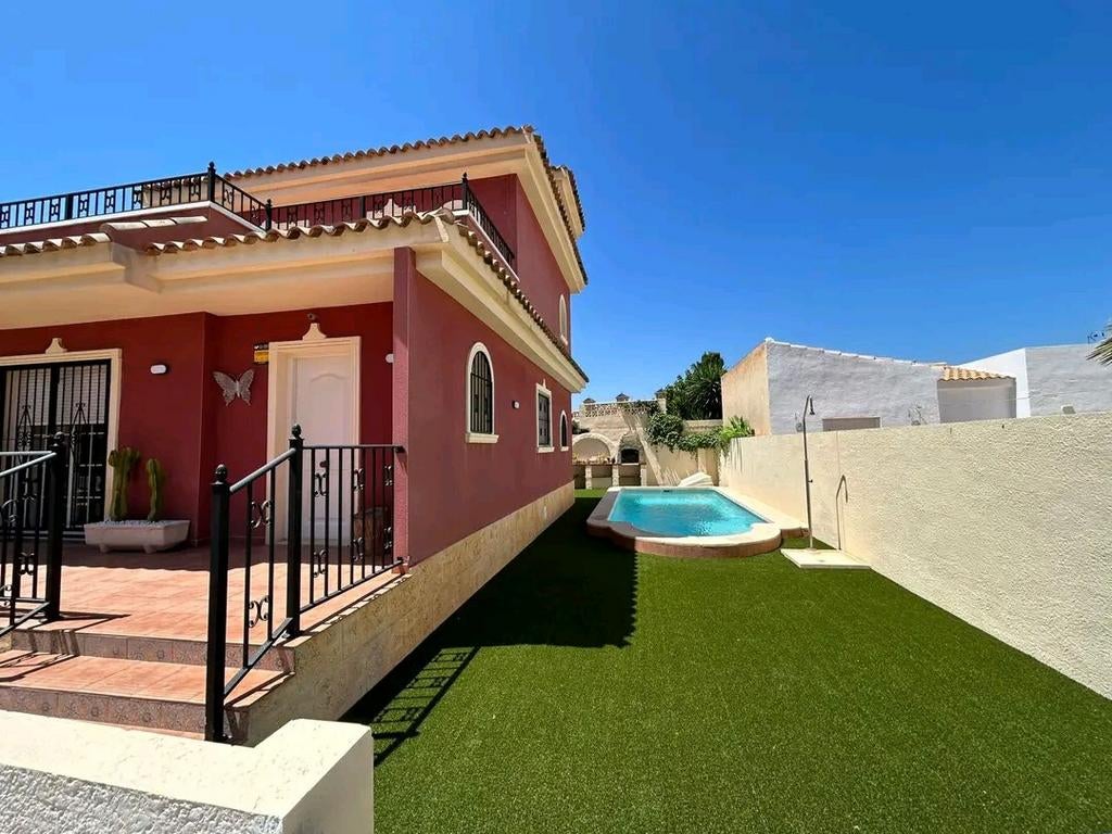 A la Costa Blanca Villa 6 personnes, Propriétaire, Maison de campagne ou Villa, Lit enfant, 3 chambres à coucher