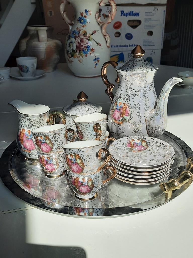 Allerlei antieke servies, moca serviesjes, glazen etc...,, Antiek en Kunst, Antiek | Servies compleet, Ophalen