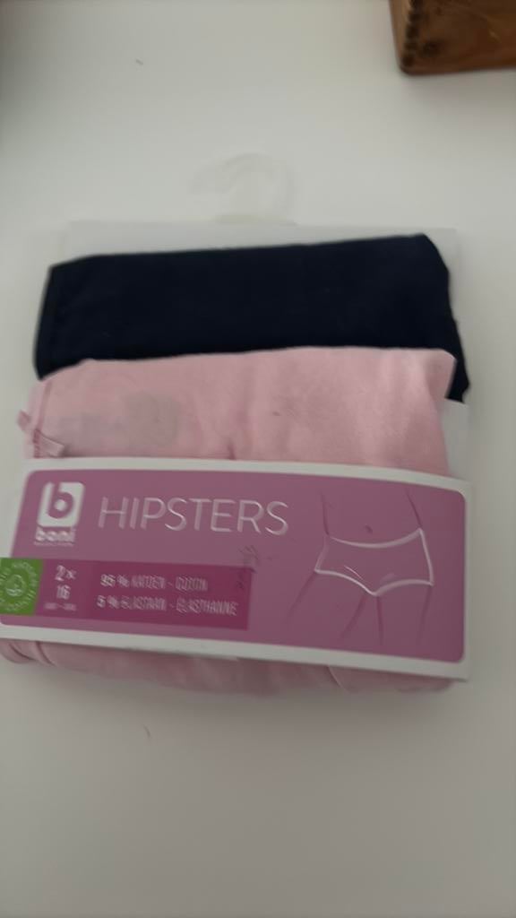 2 slips meisje (16 jaar), Enfants & Bébés, Neuf, Enlèvement ou Envoi, Boni Colruyt, Vêtements de nuit ou Sous-vêtements