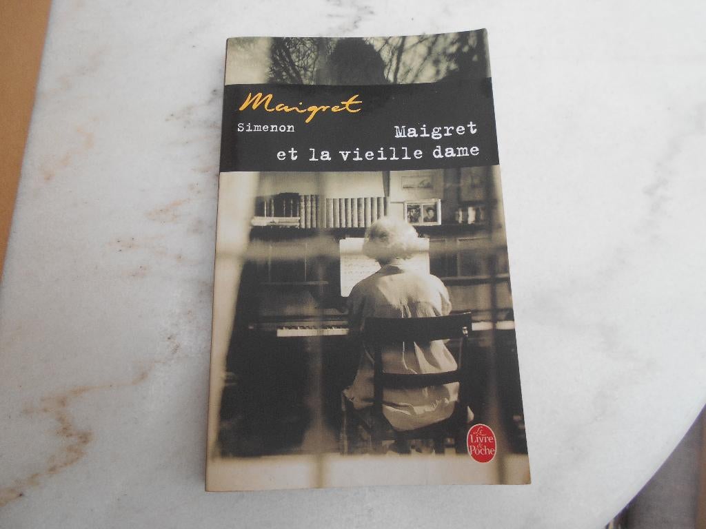 livre Simenon "Maigret et la vieille dame ", Enlèvement ou Envoi, Utilisé, Simenon