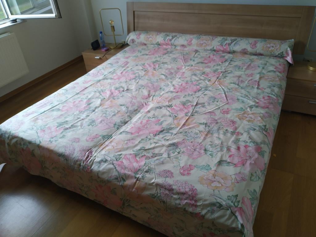 Couvre-lit pour lit de 180x200 m, Maison & Meubles, Enlèvement, Comme neuf