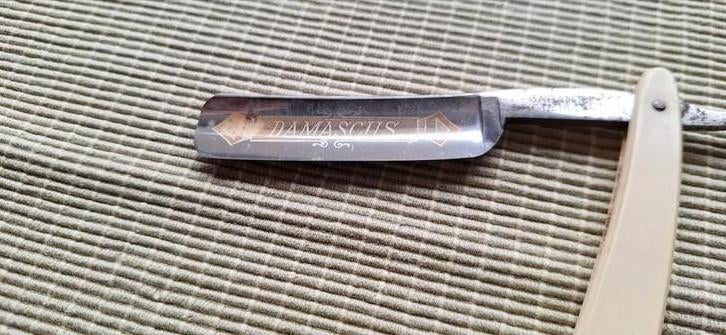 Rasoir DAMASCUS de Solingen, Antiquités & Art, Enlèvement ou Envoi