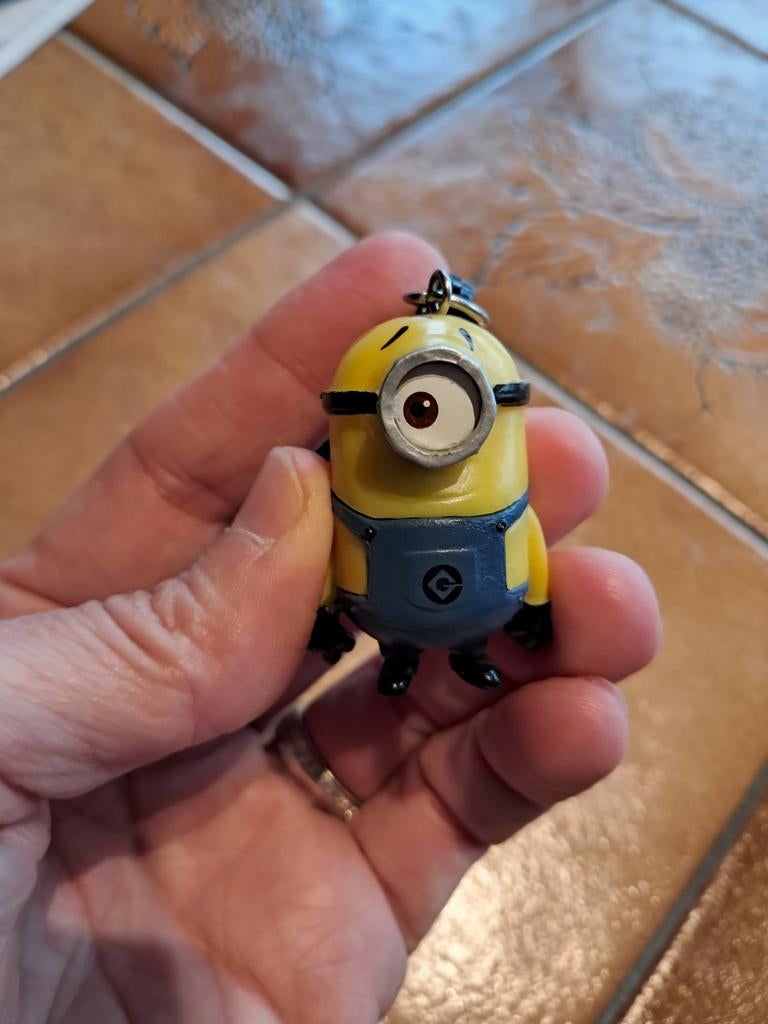 Minion Universal Studio sleutelhanger, Verzamelen, Sleutelhangers, Zo goed als nieuw, Knuffel of Figuurtje, Ophalen of Verzenden