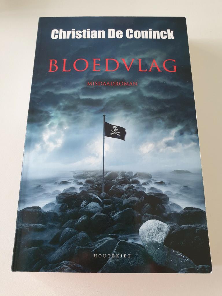 Christian De Coninck - Bloedvlag, Boeken, Thrillers, Gelezen, Ophalen of Verzenden