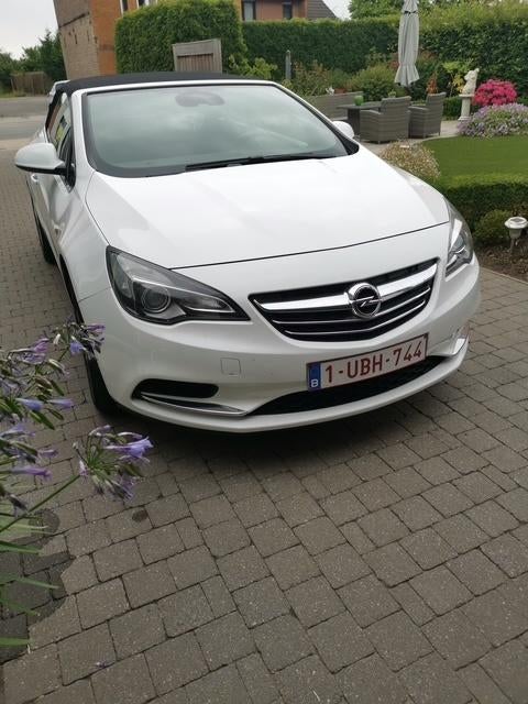 Opel Cascada cabrio te koop, Auto's, Euro 5, Cabriolet, Wit, Bedrijf