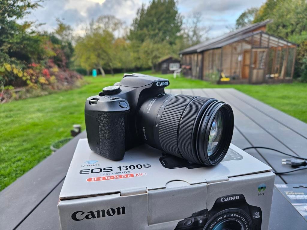 Canon 1300D, met zoomlens en geheugenkaartje, Audio, Tv en Foto, Fotocamera's Digitaal, Ophalen, Canon
