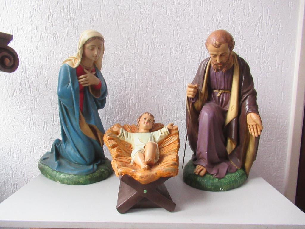 3 grote antieke kerststal beelden hoogte 47 cm ., Enlèvement