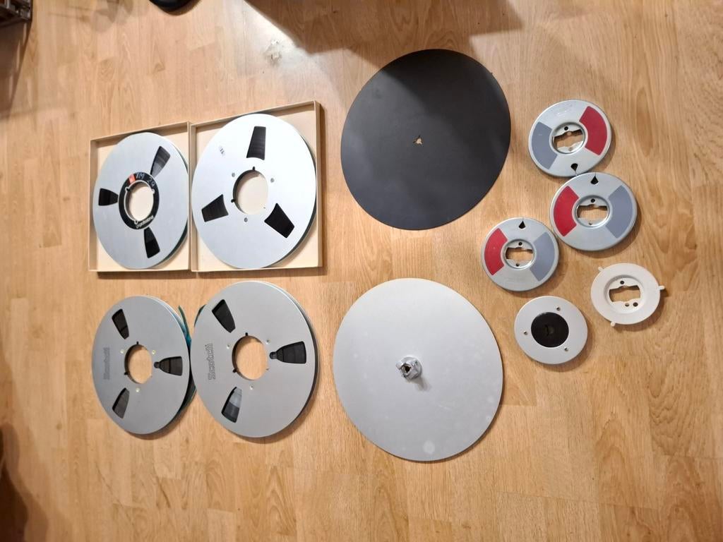 Revox, AKAI, Teak - bobine alominium avec bande impeccabl, Enlèvement ou Envoi, Pièce