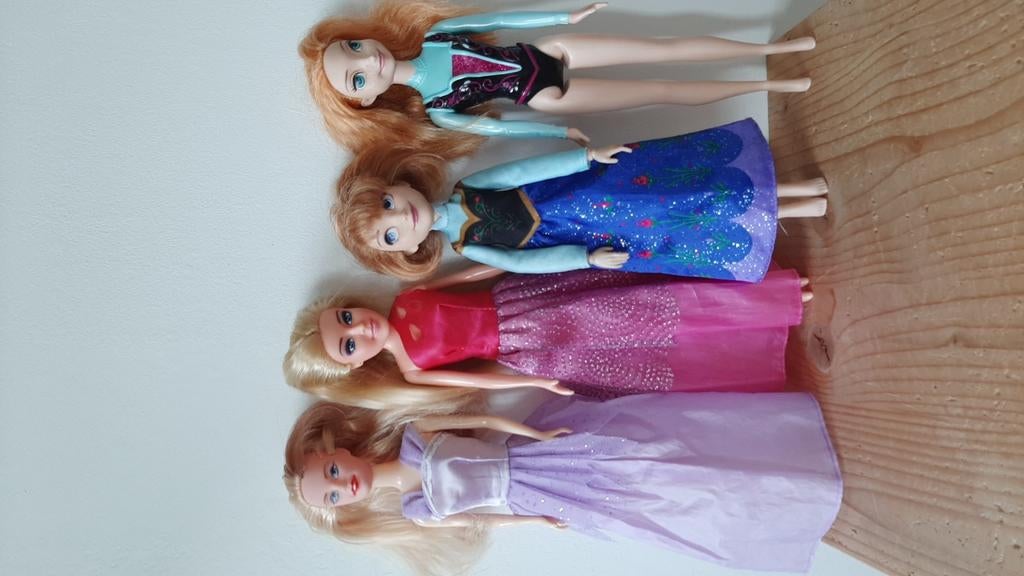 Modelpoppen Disney, Barbie, Action Man, Sindy 9 stuks, Enfants & Bébés, Jouets | Poupées, Enlèvement, Utilisé, Barbie