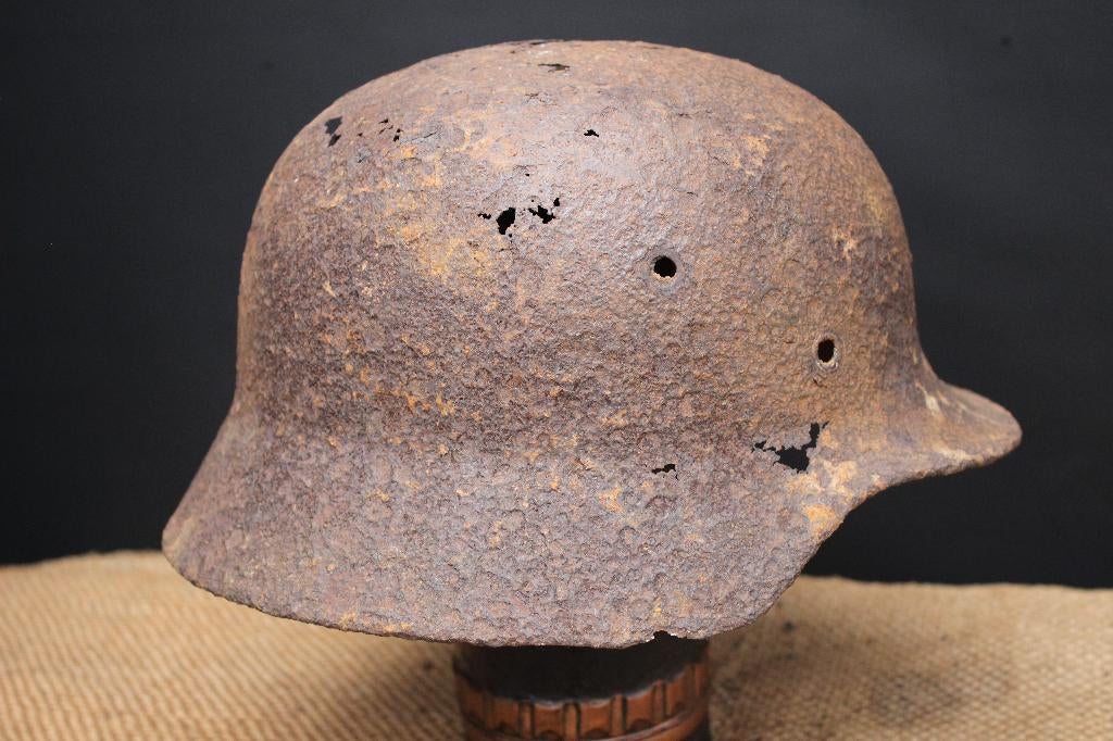 WW2 M35 RELIC Normandië., Ophalen of Verzenden, Landmacht, Helm of Baret