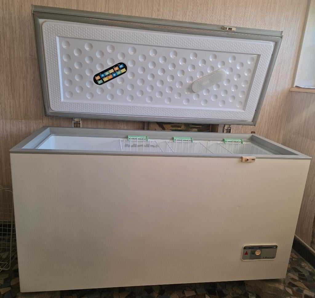 Congèlateur coffre Brandt très grand volume, Electroménager, Congélateur, Enlèvement, Utilisé, À Poser