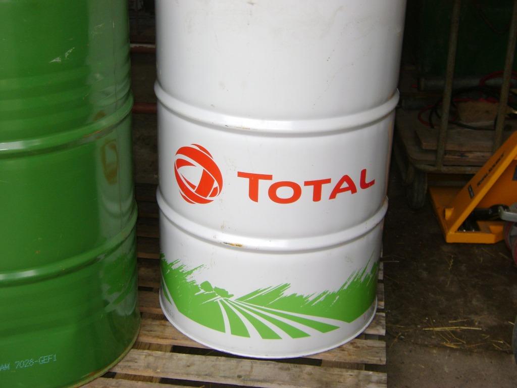 olieton (meerdere beschikbaar) 210 liter en 60 liter, Ophalen, Zo goed als nieuw, Gietijzer