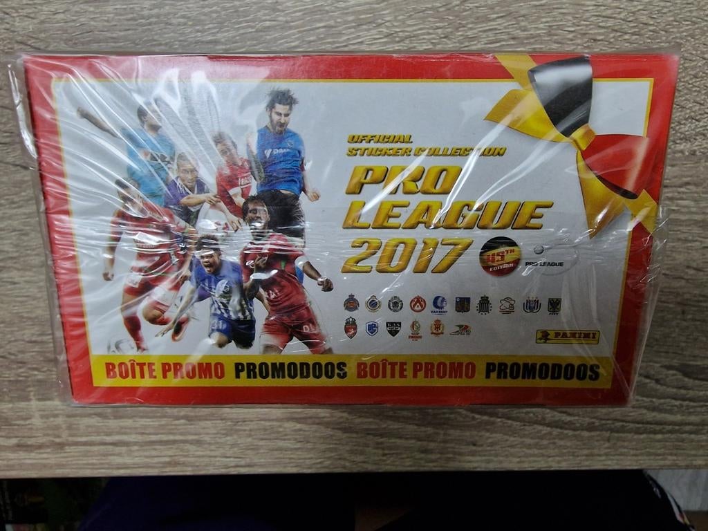 Panini Pro League 2017 Boîte scellé SPÉCIALE PROMO !, Collections, Enlèvement ou Envoi, Comme neuf