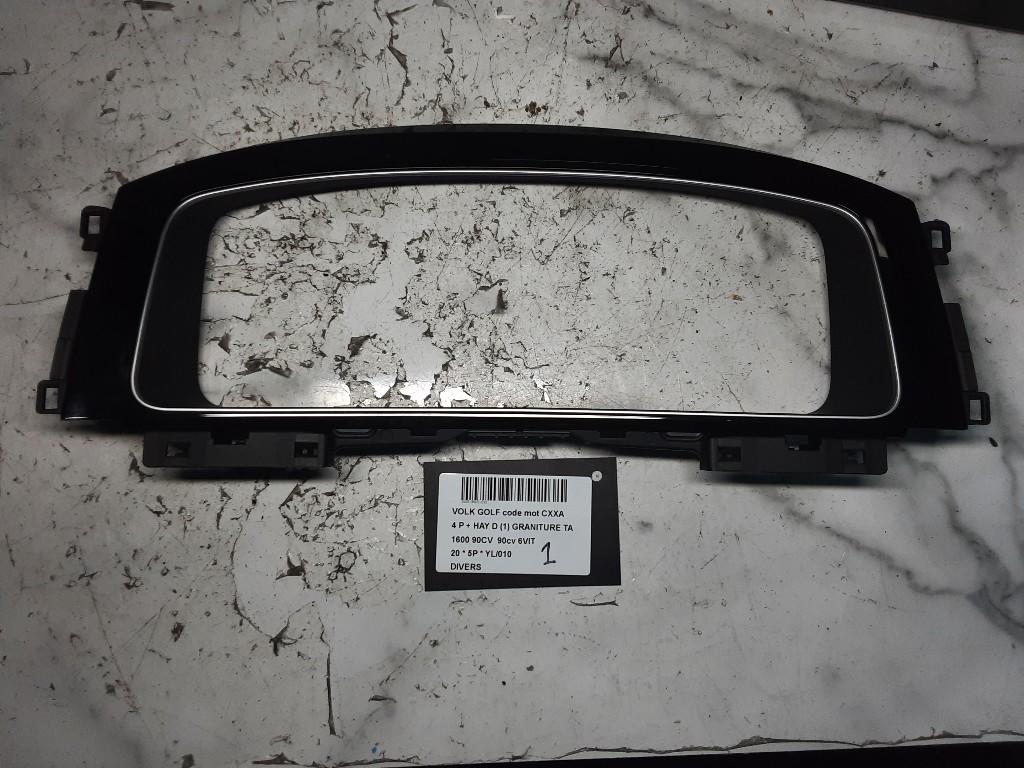 DIVERS DIVERS Volkswagen Golf VII (AUA) (5G0857059B), Volkswagen, Mevr. I. Hauben, Utilisé, Rue de l'Espoir 34 34
4030  GRIVEGNÉE, BE