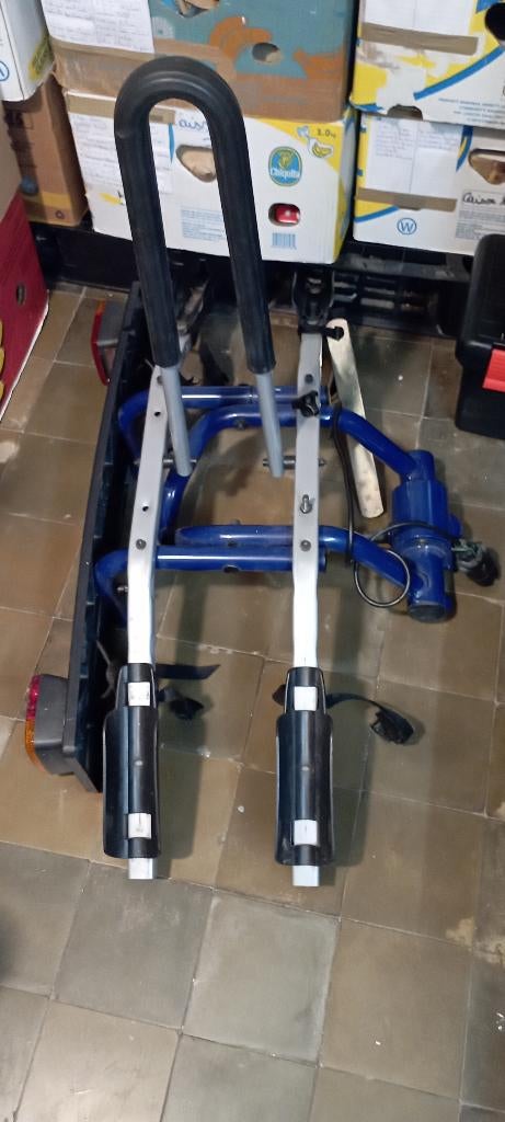 Porte vélos., Autos : Divers, Porte-vélos, Support d'attelage, 2 vélos, Comme neuf, Vélo électrique