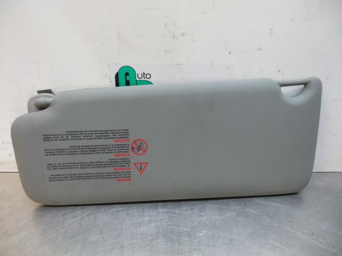 Pare-soleil d'un Renault Clio (Clio 2 01-), Autos : Pièces & Accessoires, Habitacle & Garnissage, Renault, Utilisé, 3 mois de garantie