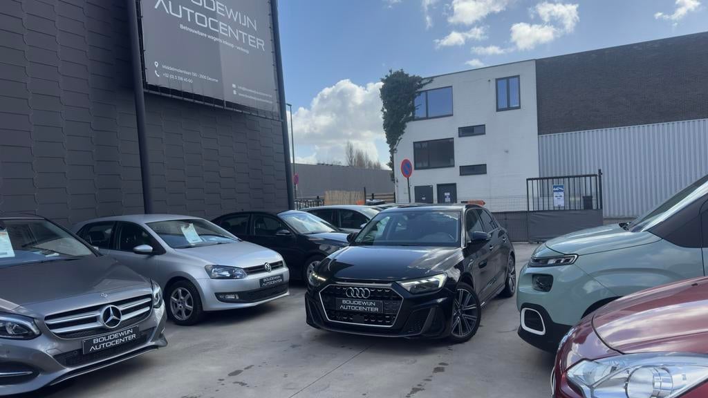 Audi A1 Sportpack Full S Line Benzine Automaat Topstaat, Auto's, Stof, A1, Zwart, 5 zetels