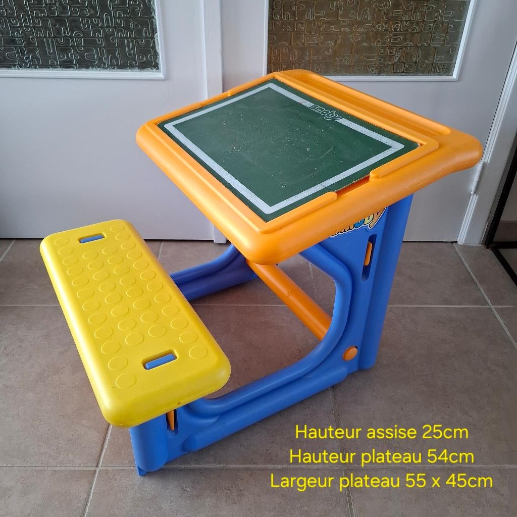Banc enfant Smoby en plastique, Kinderen en Baby's, Kinderkamer | Tafels en Stoelen, Gebruikt, Tafel(s) en Stoel(en), Ophalen