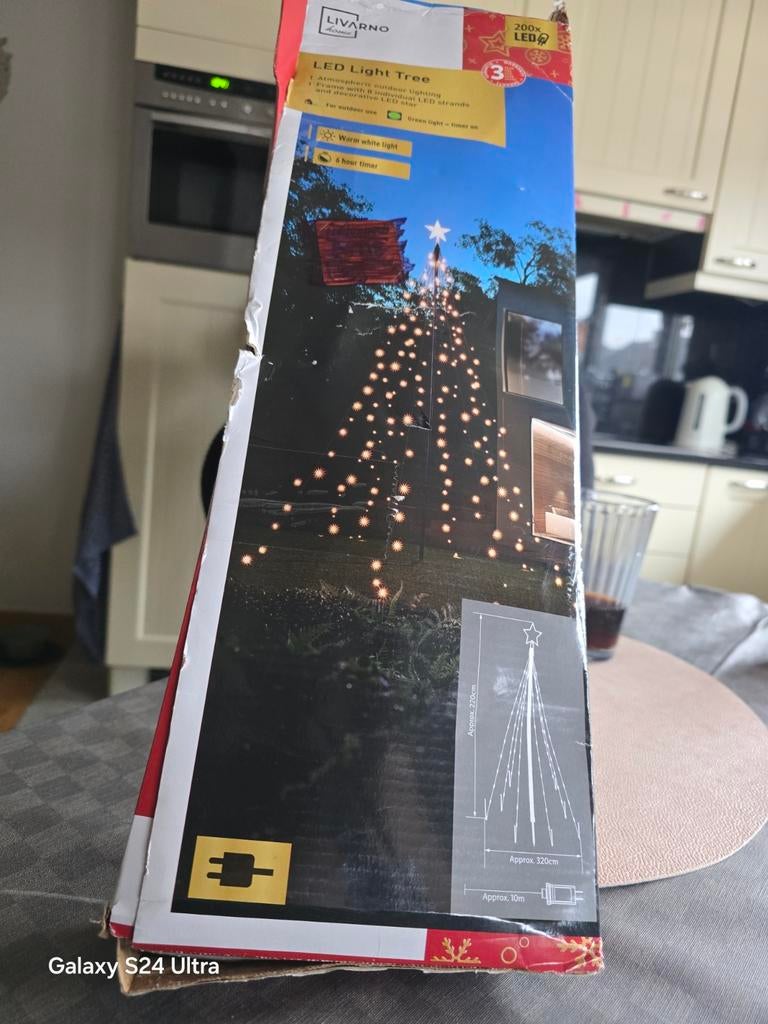 Kerstboom voor buiten, Diversen, Ophalen