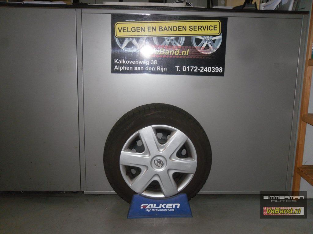 Winterbanden met stalen velgen Toyota aygo, Auto-onderdelen, Ophalen, 14 inch, Gebruikt, -