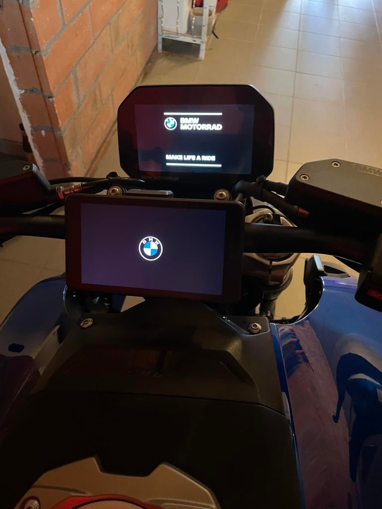 BMW ConnectedRide Navigator, Particulier