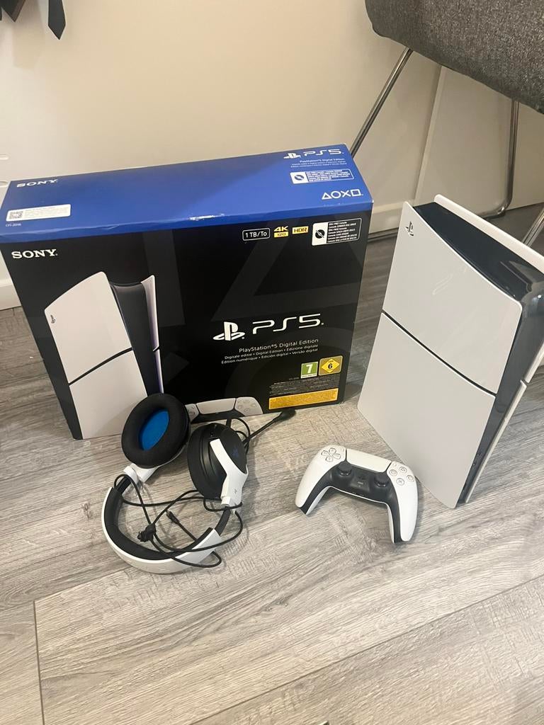 Ps5 a vendre vite avec facture, Consoles de jeu & Jeux vidéo, Consoles de jeu | Sony PlayStation 5, Enlèvement ou Envoi, Comme neuf