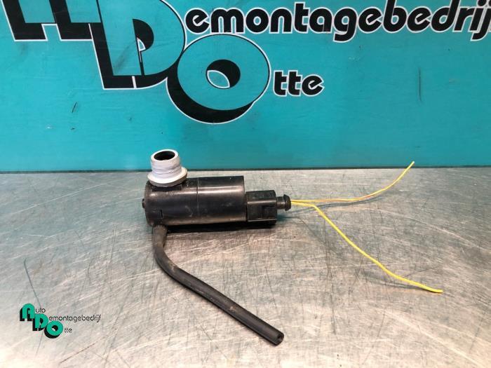 Ruitensproeierpomp achter van een Opel Agila (Agila 08-), Auto-onderdelen, Ruiten en Toebehoren, Opel, Gebruikt, 3 maanden garantie