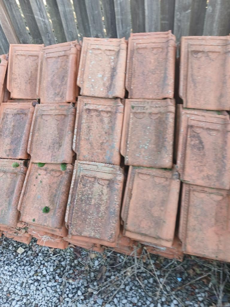 Tuiles, Enlèvement ou Envoi, Pierre ou Argile, Comme neuf, Rouge