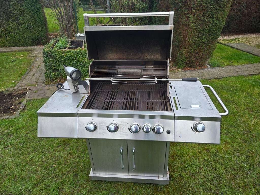 Buitenkeuken.  Gasbarbecue t&t design., Enlèvement